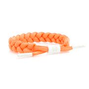 Rastaclat punottu ranneke, Tuesday