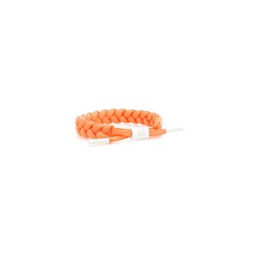 Rastaclat punottu ranneke, Tuesday