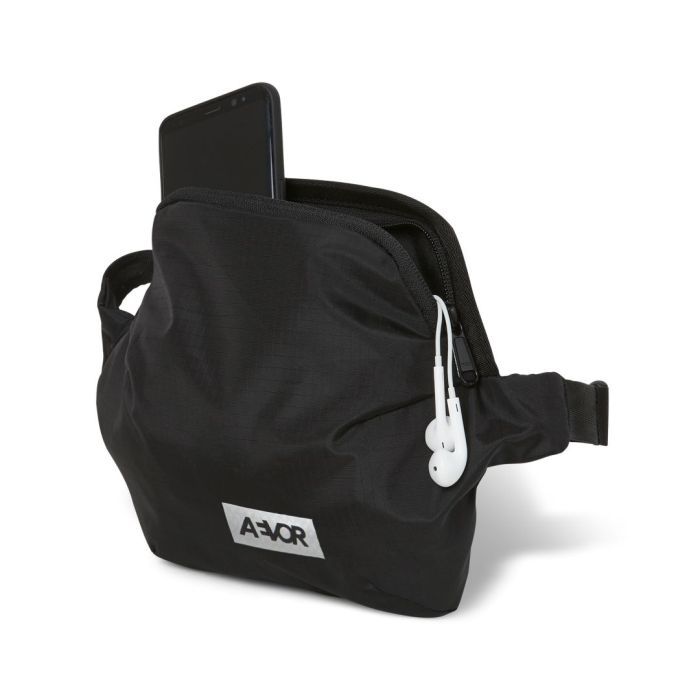 AEVOR Hipbag Plus Vyölaukku, viininpunainen