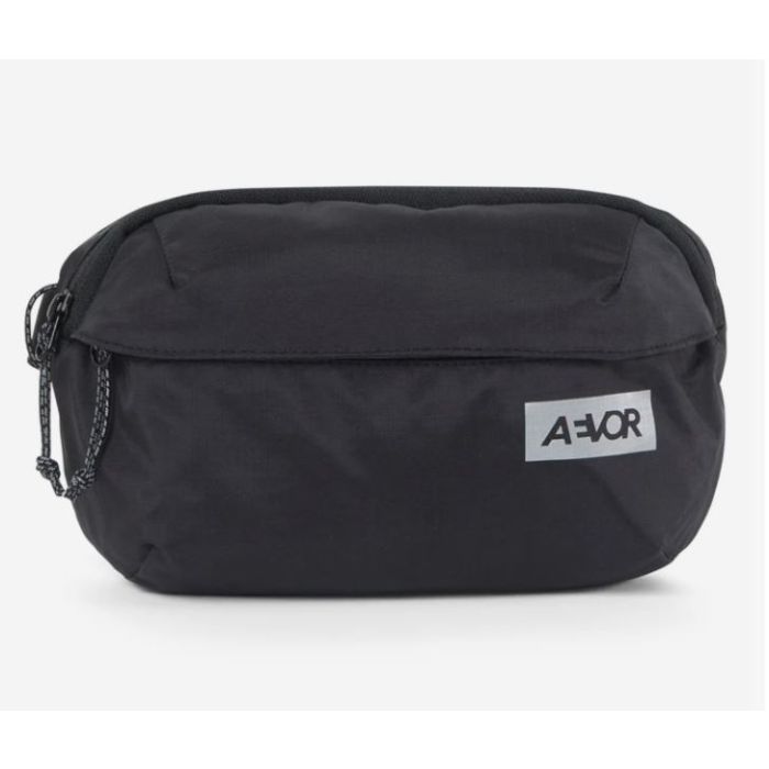 AEVOR Hipbag Ease Vyölaukku, Musta